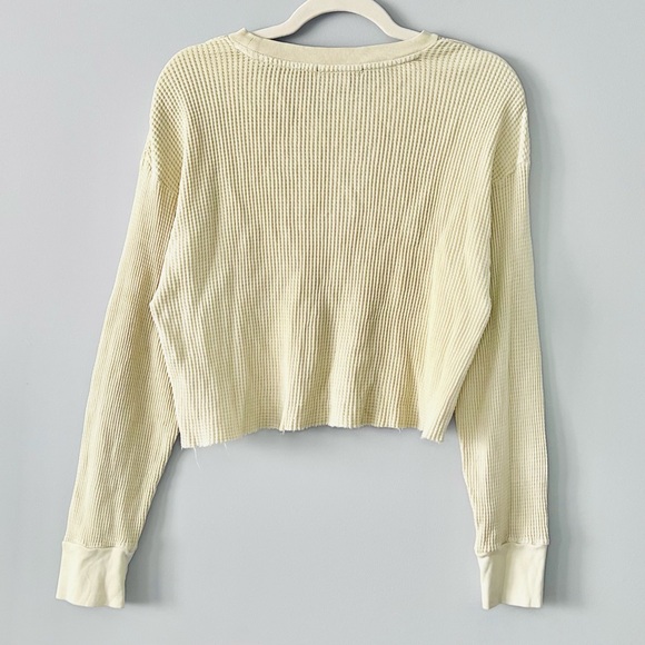 Forever 21 Smiley Face Graphic Cropped Waffle Knit Top | Cream | Size M - Picture 3 of 5